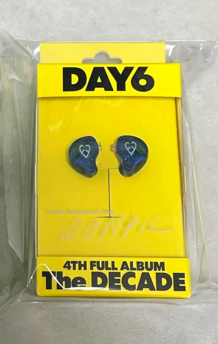 新品♡DAY6 The DECADE Earphone Ver.Young K 新品 DAY6 The DECADE